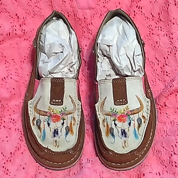 Women's Ariat Cruisers cow skull leather shoes size 7 - Picture 2 of 9